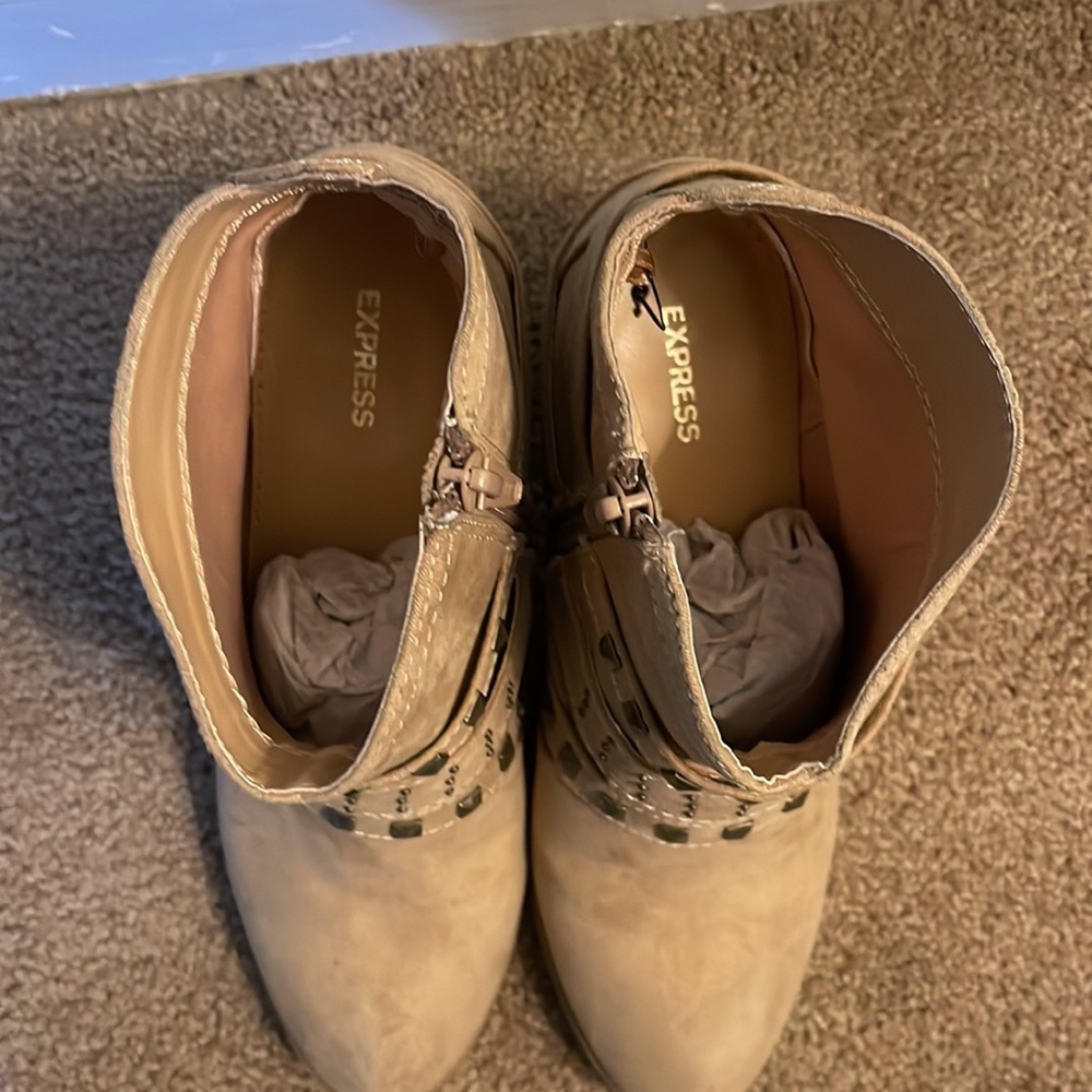 Express Booties - Picture 6 of 7